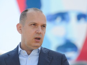 Лончар: Све ковид пацијенте пребацићемо у Батајницу