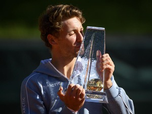 Каспер Руд у Женеви освојио другу титулу у каријери