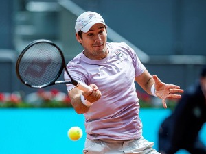 Лајовић бољи од Шардија у Београду, елиминисани Басилашвили и Монфис