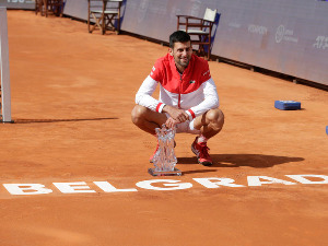 Новак освојио титулу у Београду, Молчан скупо продао кожу