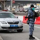Нападач у Јекатеринбургу пуцао са терасе свог стана, рањени официр и дете