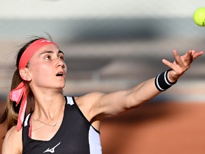 Коко Гоф зауставила Александру Крунић