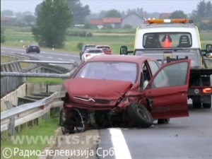 Несрећа код Дољевца, девојчица подлегла повредама