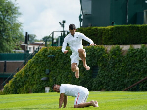 Ђоковић одрадио први тренинг на Вимблдону, све је спремно за одбрану титуле