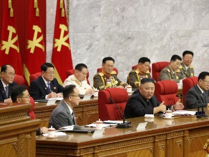 Тежак инцидент са коронавирусом у Северној Кореји, Ким Џонг Ун сменио високе званичнике
