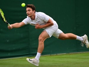 Кецмановић умало изненадио Агута, Шпанац ипак у трећем колу