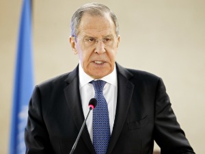 Лавров: Русија ће оштро одговорити на непријатељске кораке САД