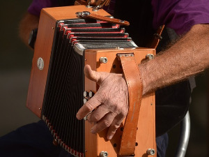  Компас - Француска - хармоника 