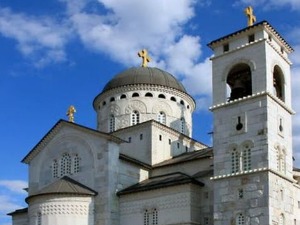 Траг: Моравски вез у камену, први део