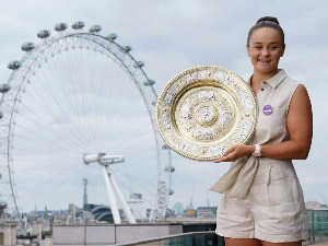 Барти на врху ВТА ранг-листе, напредак Олге Даниловић