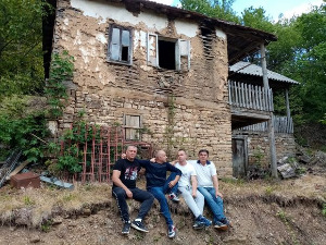 Право на сутра: Падине на Рогозни