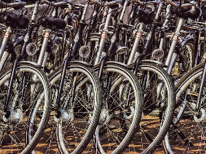 Где завршава стотине хиљада украдених бицикала из Немачке