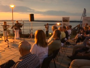 Поезија и залазак Сунца испод зидина Рамске тврђаве