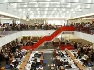 Прва страница унутар Њујорк Тајмса