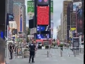 Лажна узбуна на њујоршком Тајмс скверу, сумњиви пакет уклоњен