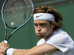 Рубљов надиграо Медведева за финале Синсинатија