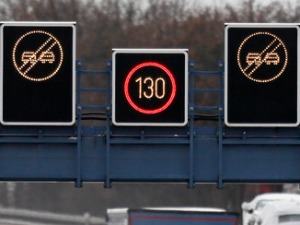 Возачи обожавају Немачку јер нема ограничења брзине, али можда ће томе доћи крај