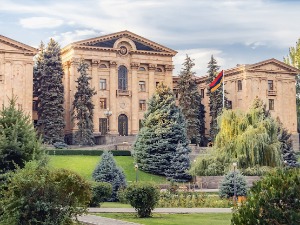 Масовна туча у јерменском парламенту