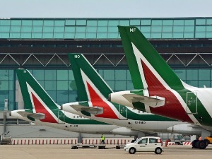 "Алиталија" одлази у историју, Италија добија нову авио-компанију