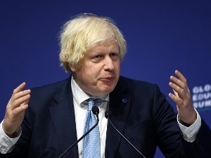 Џонсон: Напади у Кабулу варварски и вредни презира