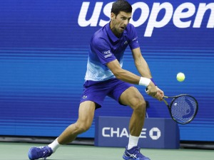 Новак у вечерњем термину против Беретинија