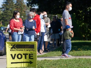 Избори у Канади – тесна победа премијера Тридоа, на помолу још једна мањинска влада