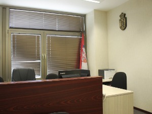 Осумњичена за надрилекарство остаје у притвору