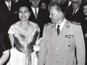 Тито и Јованка не излазе из моде