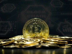 Кина забранила све трансакције криптовалутама, пад вредности биткоина