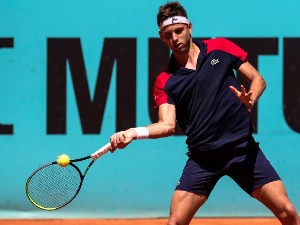 Кецмановић испао, Крајиновић обезбедио дуел са Ђереом у Софији