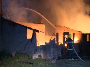 Изгорео економски објекат у Драгоцвету код Јагодине