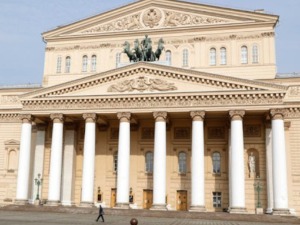 Сценографија пала на глумца у Бољшом театру и убила га