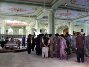 Авганистан, Исламска држава преузела одговорност за бомбашки напад на џамију