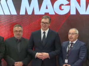 Вучић: "Магна" само у Алексинцу запошљава 800 радника