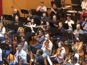 Пој птица из малих ћупова на концерту Београдске филхармоније