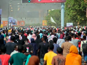 Државни удар у Судану –  троје погинулих и 80 повређених у уличним протестима