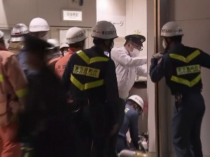 Токио, порастао број повређених у нападу у возу, три особе у тешком стању