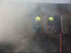 Пожар у јединици интензивне неге у Индији, погинуло најмање десеторо људи