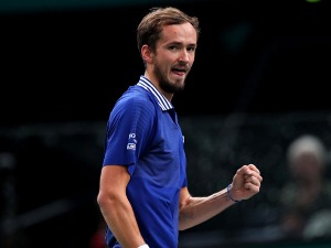 Медведев није дао шансу Звереву, победа вредна финала и дуела са Ђоковићем