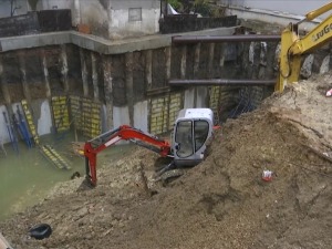 Инспекција затворила градилиште на Врачару које се ноћас урушило