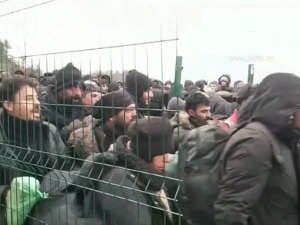 Мигранти између чекића и наковња међусобних оптужби Белорусије и ЕУ