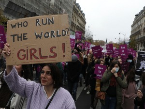 Маршеви против насиља над женама широм Француске