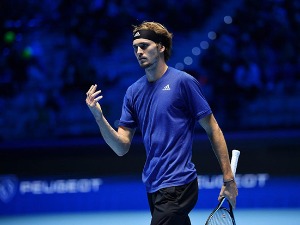 Новак одличан, али Зверев несаломив - Немац у финалу Завршног турнира у Торину