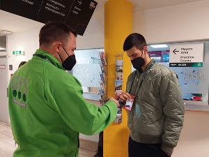 Новак се придружио Дејвис куп репрезентацији у Инзбруку и одмах узео рекет у руке