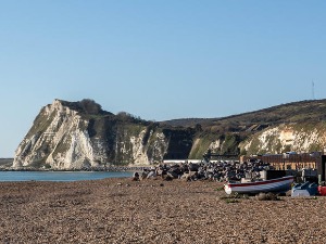 Париз прекида разговоре са Лондоном због кризе у Ламаншу - спорна питања мигранти и излов рибе