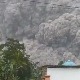 Апокалиптични призор из Индонезије, најмање једна жртва ерупције вулкана