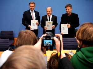 Јутро за нови почетак - "семафор коалиција" потписала споразум