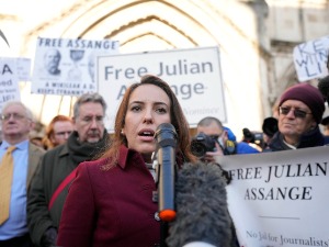 Вереница оснивача Викиликса: Асанж имао блажи мождани удар