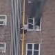 Драматичан бег од пожара у Њујорку – двоје тинејџера се спустило низ олук са четвртог спрата