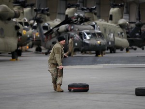 Меркелова и Шолц одобрили продају оружја Египту за милијарде евра 